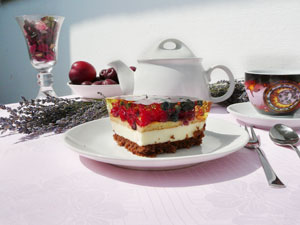 Owocowe ciasto z masą śmietankową